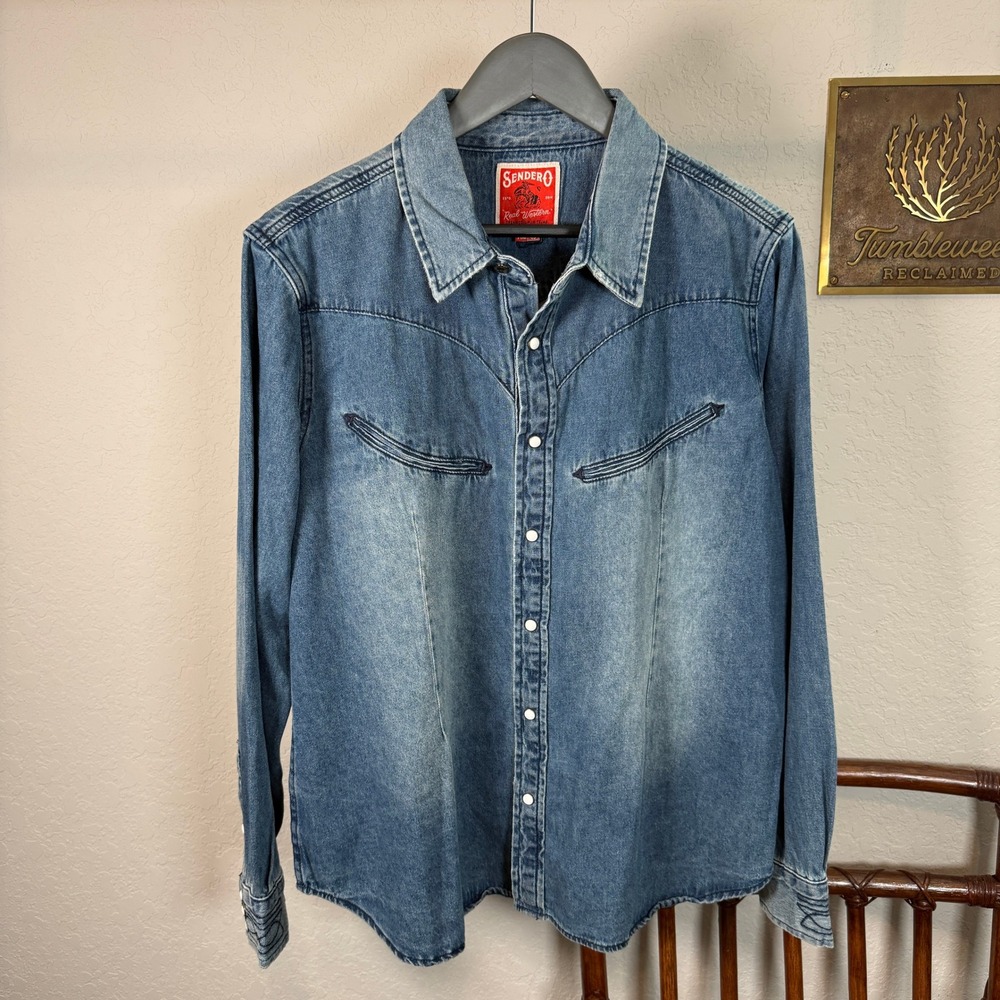 Sendero Provisions Co Womens XL Blue Denim Western Pearl Snap Smile Pocket Shirt - Picture 2 of 9